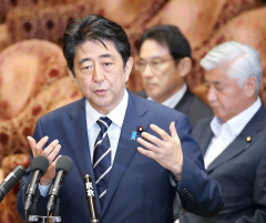 ７０年談話、閣議決定見送りへ…「公式」薄める 2015年06月22日 08時32分