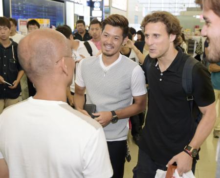 Ｃ大阪退団のフォルランが離日 「日本に来て良かった」