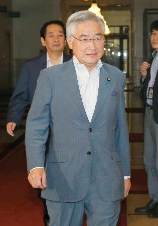 参院選改革、「2合区・6増6減」軸に自民調整