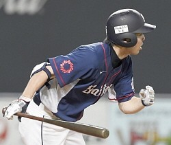 あっぱれ大台！西武・秋山、３０戦連続Ｈでプロ野球記録あと「３」