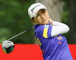 横峯は68で35位に浮上 米女子ゴルフ第３日