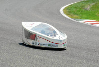 単３電池車、鈴鹿を疾走 エネワンＧＰ 2015年08月03日