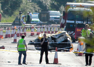 演技飛行の戦闘機墜落、７人死亡…英航空ショー
