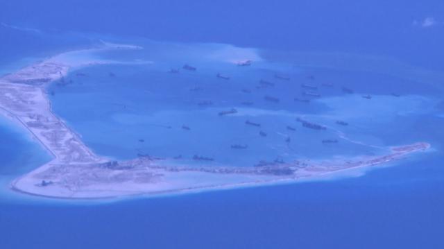 中国、南沙で３本目滑走路か 米ＣＳＩＳが衛星写真