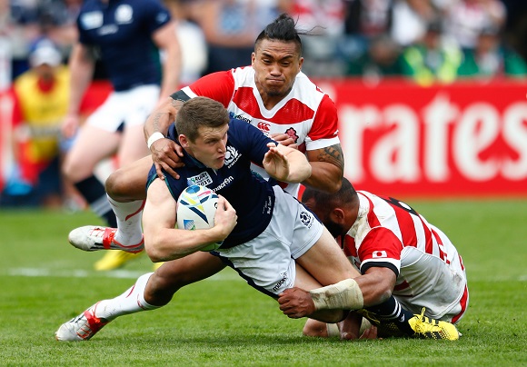 エディー日本に誤算…マフィ、初トライも負傷退場