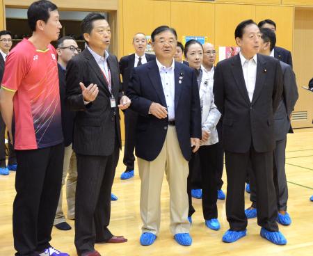 遠藤五輪相が強化拠点視察
