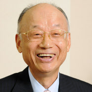 大村智氏にノーベル賞 型破りな研究者の業績と素顔