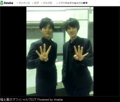 福士蒼汰＆松坂桃李の“イケメン兄弟”2ショット！「神」「本当の兄弟みたい」