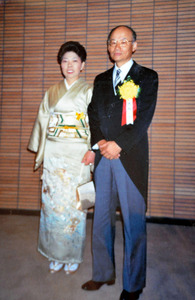 ノーベル賞へ二人三脚 大村さん・梶田さん、妻との物語