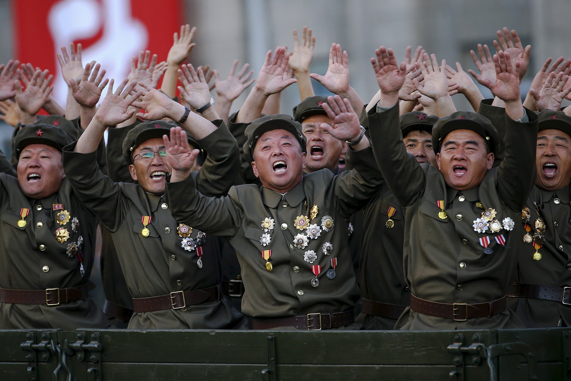 北朝鮮､軍事パレード