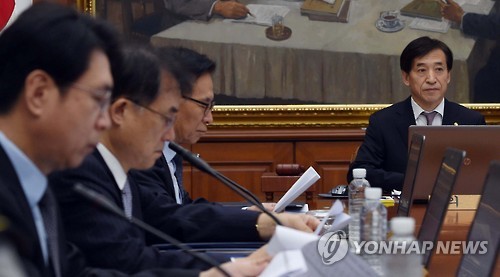UPDATE 2-韓国中銀、予想通り1.50％に金利据え置き 経済見通し引き下げ