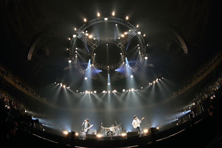 UNISON SQUARE GARDEN、初の武道館ワンマンライブを来年DVD化
