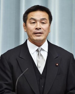 馳文部科学相「問題あれば返金したい」