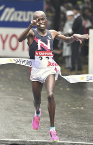 中大、冷や汗の通過＝箱根駅伝予選会
