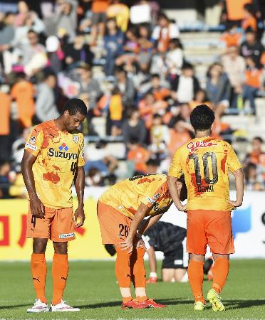 清水降格 田坂監督「何も言い訳しない」