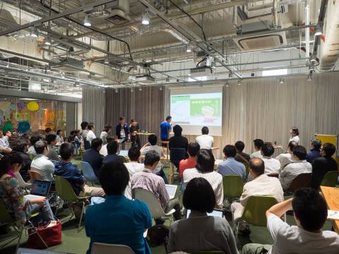 池澤あやかの自由研究:HackCars Days 2015で、ヒトとクルマの一歩進んだ関係を考える