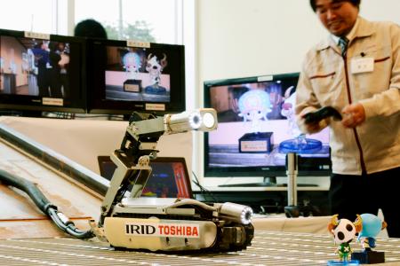 福島第1、廃炉の研究施設が稼働 楢葉でロボ実験など