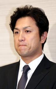 高橋由「大変光栄」 巨人が監督就任要請