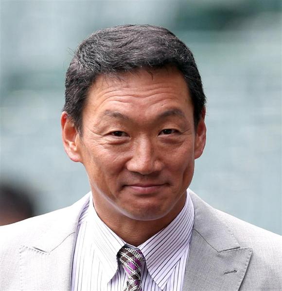 阪神、金本新監督が選手と対面 「明るく、厳しく」