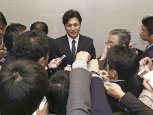 巨人高橋由伸、監督一本「兼任ない」現役引退へ