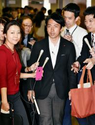 小泉進次郎氏「予想外の立場」