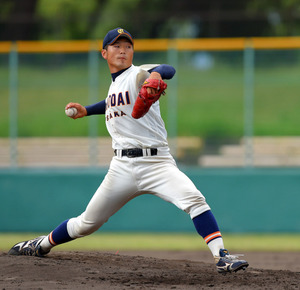 県岐阜商・高橋純平「楽しみと緊張」５球団競合か