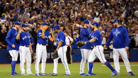 ブルージェイズ快勝で２勝目 エストラダが好投