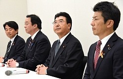維新の党：分裂 中間派の離脱加速 新党合流も視野