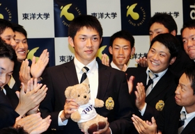 プロ野球：ヤクルトドラ１・原投手恩師、東洋大姫路監督も歓喜 ／兵庫