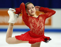 宮原はＳＰ３位 フィギュアＧＰシリーズ第１戦