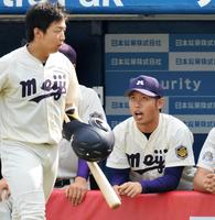 東京六大学野球：明大が優勝に王手