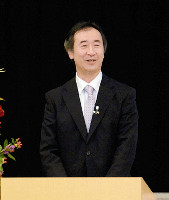 「受賞、足が震える感じ」梶田さん 2015年10月25日