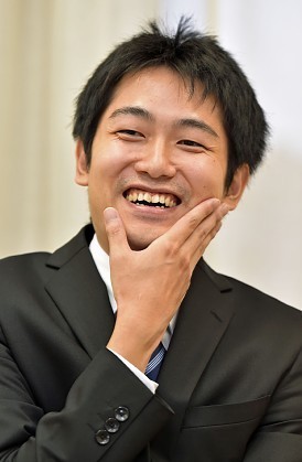 将棋：アマがプロ棋戦で初優勝 加古川青流戦で稲葉聡さん