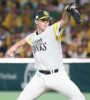 バンデンハーク「１１連勝」＝ソフトバンク余裕の完封リレー－プロ野球日本シリーズ