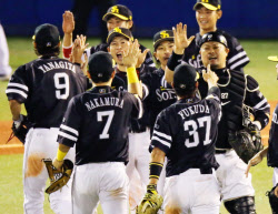 ソフトバンク、２年連続日本一に王手 日本シリーズ第４戦