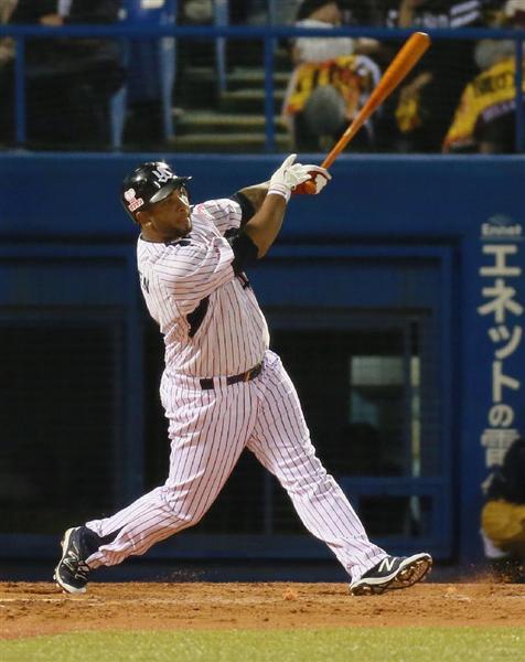 バレンティン、意地の初安打「常に前向きにやろうと」