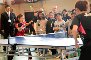 愛「早くコート立ちたい」 仙台でＷ杯開幕／卓球