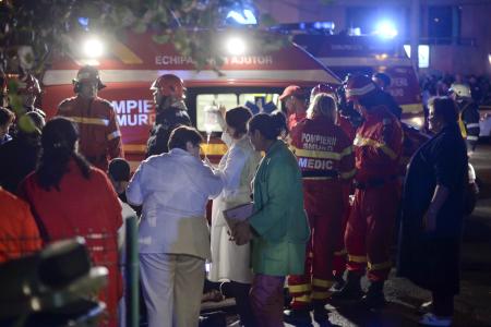 ルーマニアで爆発、２７人死亡 ナイトクラブ、花火引火か