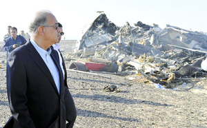 墜落したロシア機「交信は異常なし」 エジプト政府