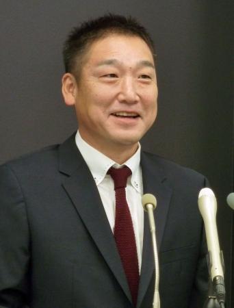 【プロ野球】「悔いのない野球人生」 最後の阪急出身現役選手の日ハム・中嶋が引退会見