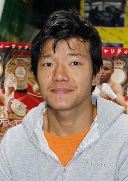 亀田興毅氏に続き、次男・大毅も引退…網膜剥離