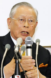 野球賭博、巨人３投手を無期失格処分 日本野球機構