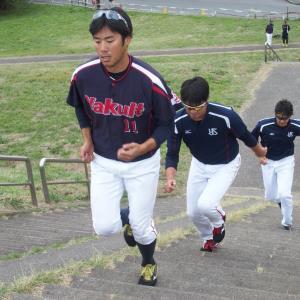 ヤクルト、由規が育成選手契約に ４年連続で１軍登板なし