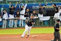 侍Ｊ１位通過！中田が３戦連続Ｖ打