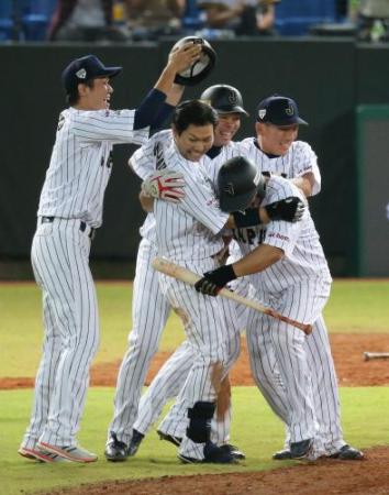 侍ジャパン、視聴率好調１８・６％、１９日準決勝・韓国戦へ期待高まる