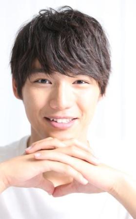 福士蒼汰、３年前に“五郎丸ポーズ”していた！「まさかこの時期から…」