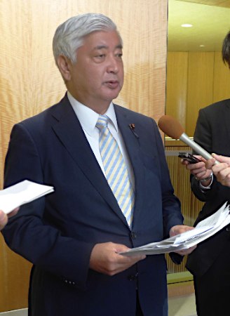 日米外相が電話会談