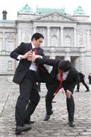 ＳＰ鉄の掟は強面に「ポマード」？ ＳＰ発足４０年「命かけて守る精鋭」 サミット控え訓練公開