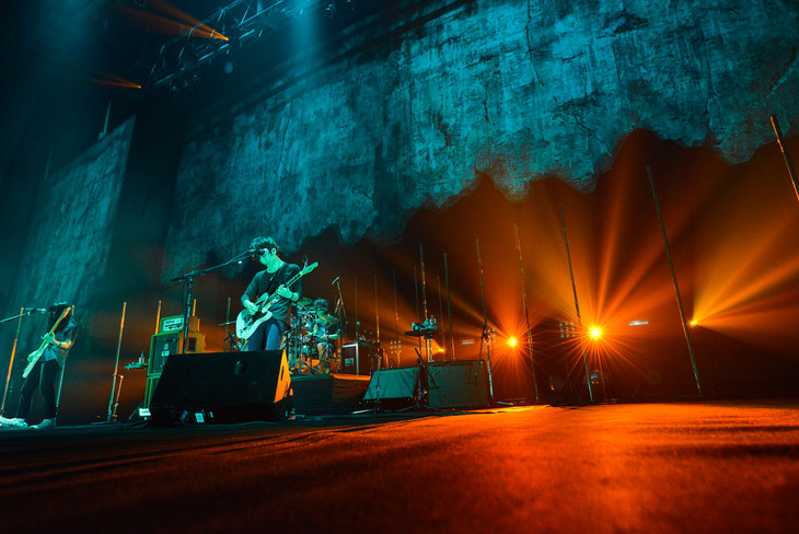 凛として時雨、パシフィコ横浜で2015年の集大成的ライブを展開