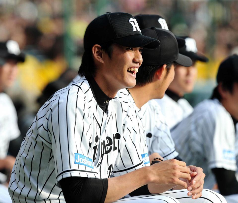 まさかのエース大炎上！阪神・藤浪、先輩達にイジられ倒した